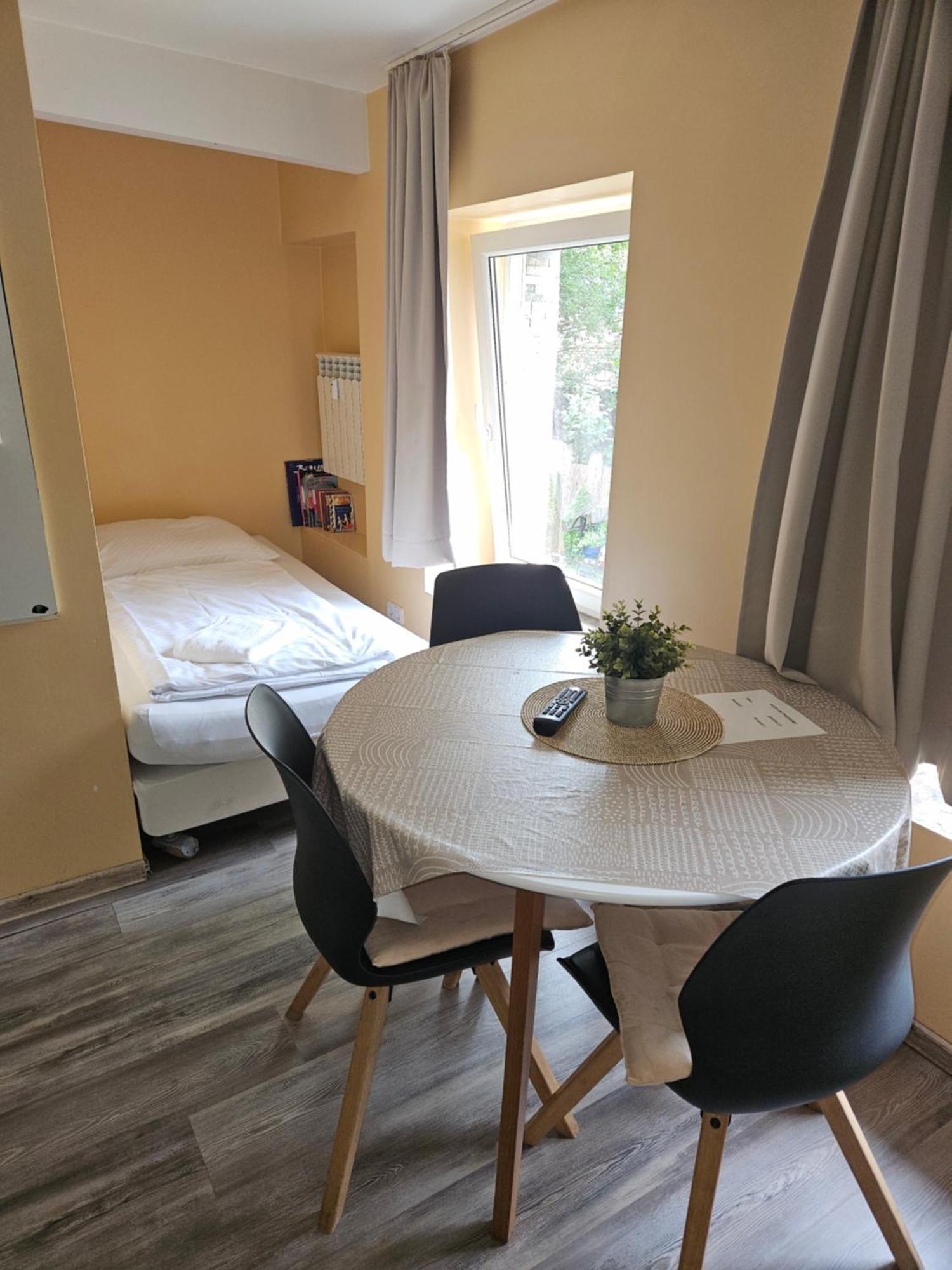 Pension 11 Apartments By Lorenc Berlin Dış mekan fotoğraf
