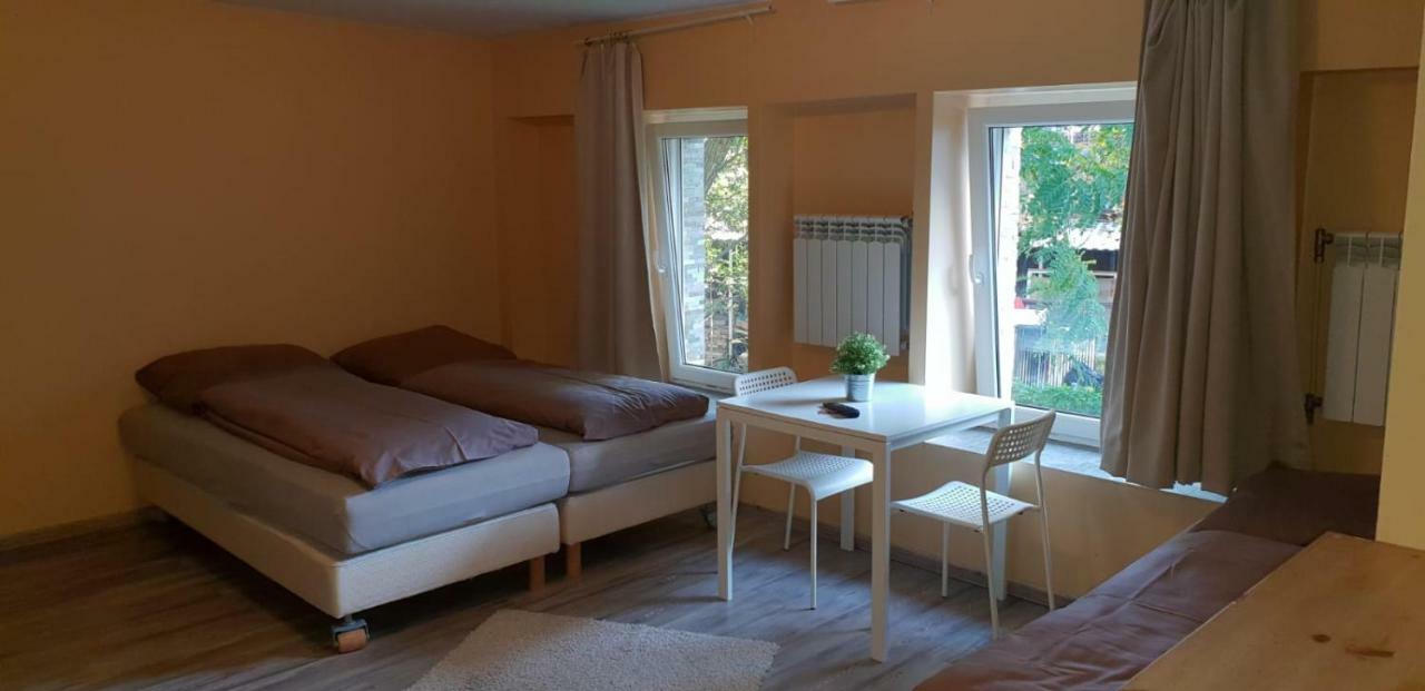 Pension 11 Apartments By Lorenc Berlin Dış mekan fotoğraf