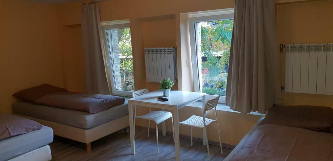 Pension 11 Apartments By Lorenc Berlin Dış mekan fotoğraf