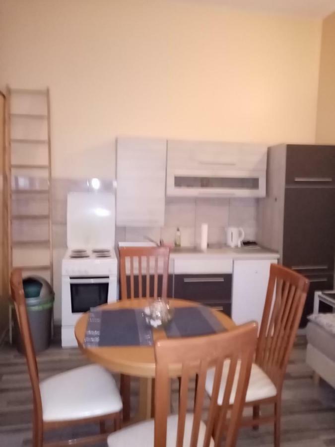 Pension 11 Apartments By Lorenc Berlin Dış mekan fotoğraf