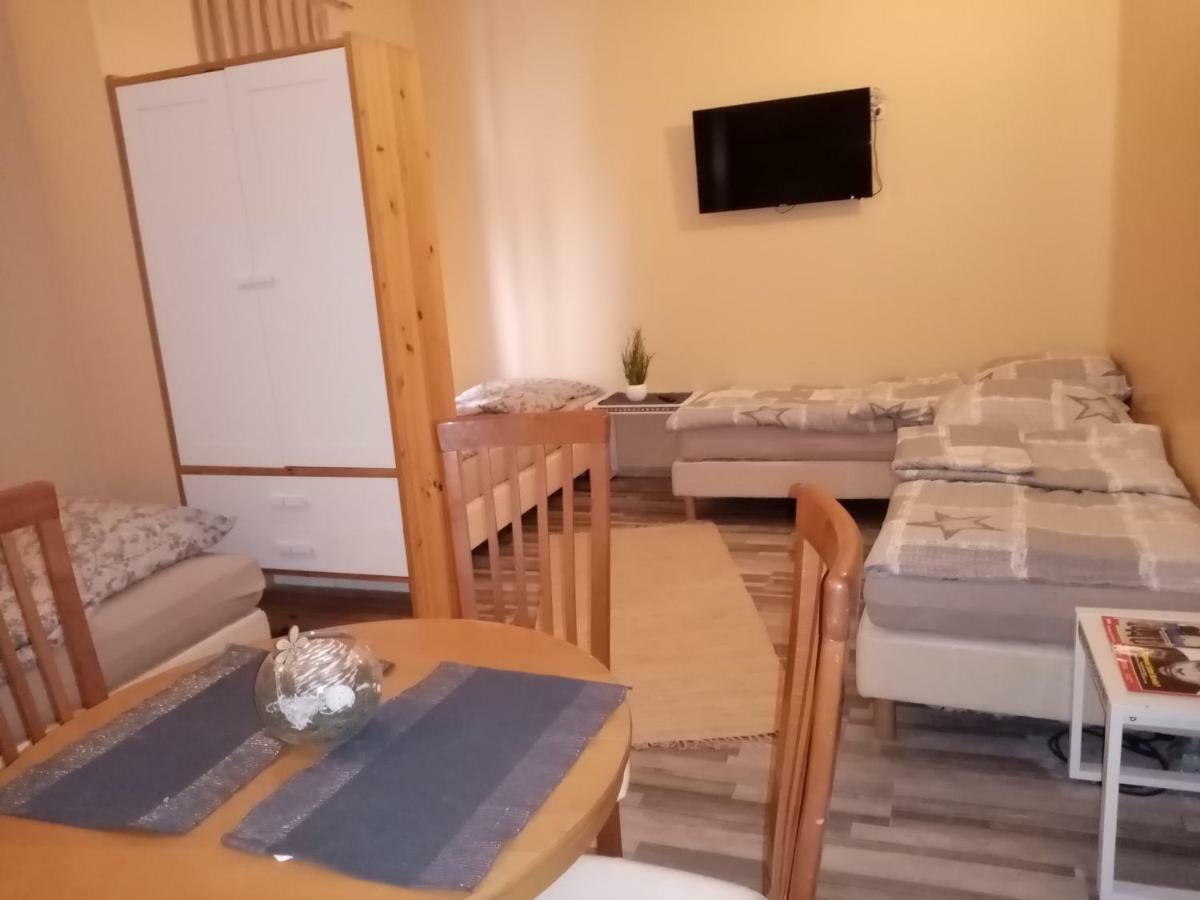 Pension 11 Apartments By Lorenc Berlin Dış mekan fotoğraf