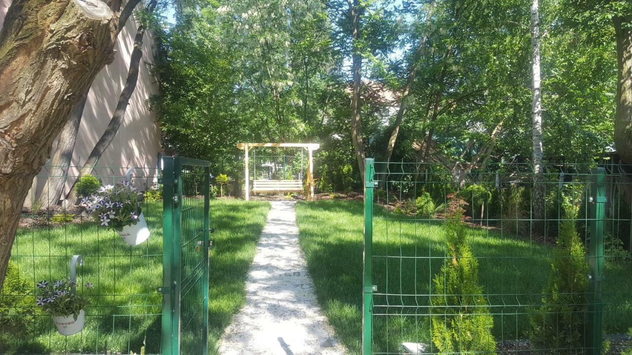 Pension 11 Apartments By Lorenc Berlin Dış mekan fotoğraf
